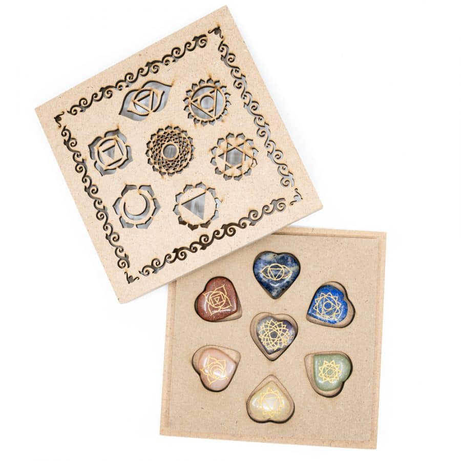 Chakra edelstenen harten set in houten doosje