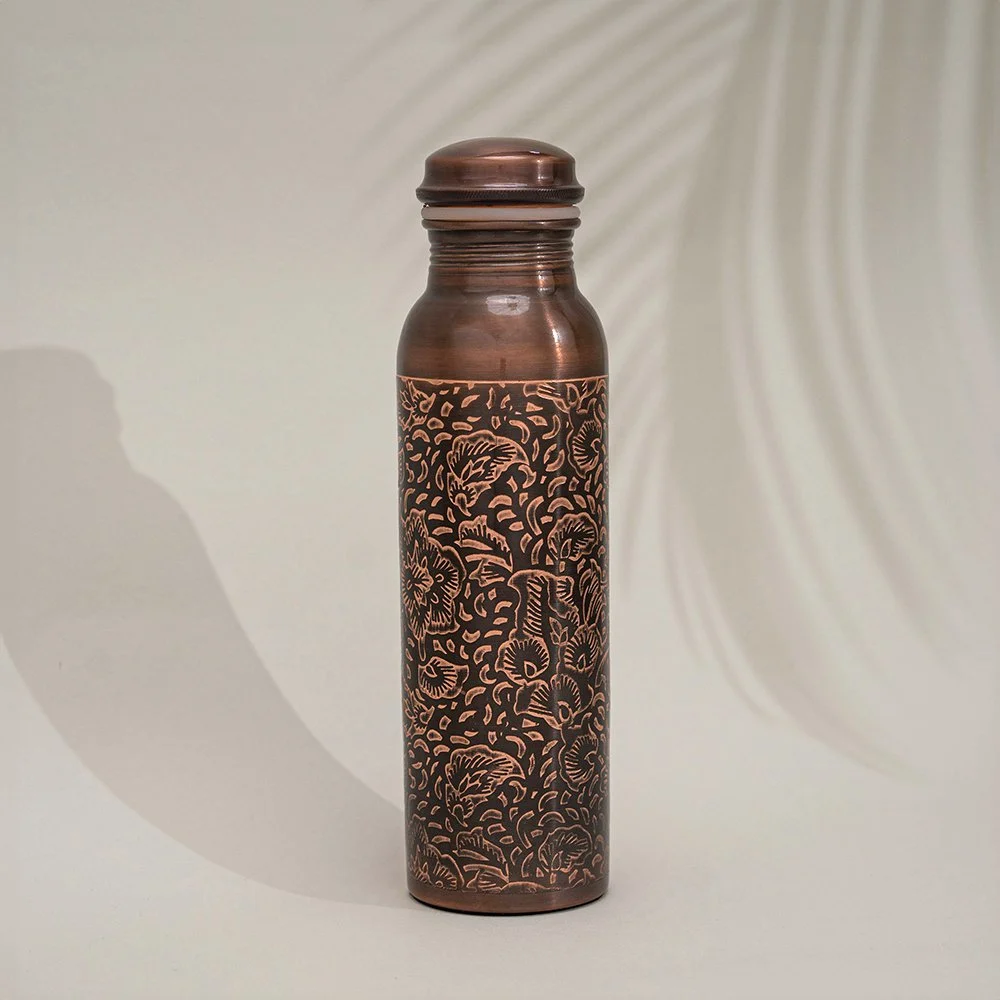 Puur koperen waterfles bloempatroon antique 950 ml